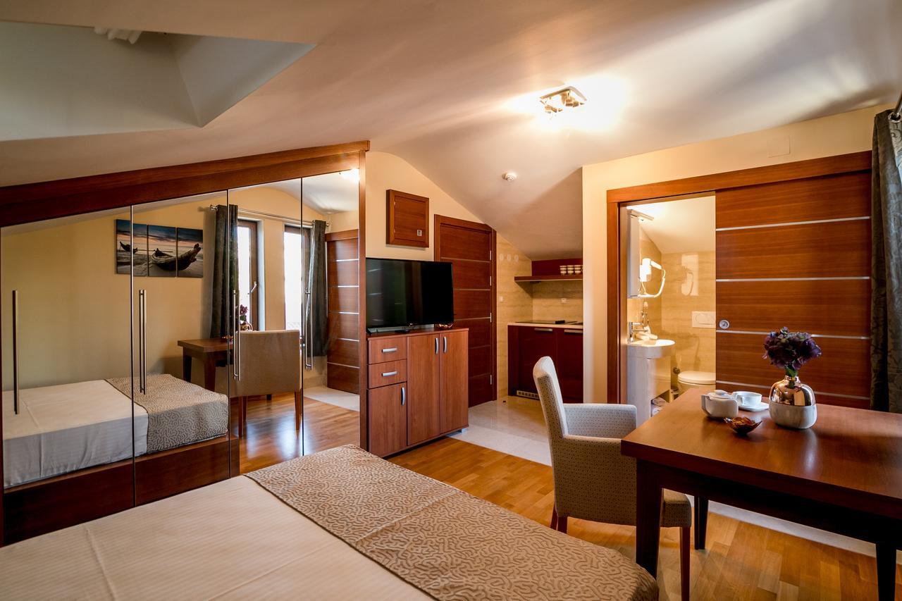 Hedera Residences - Kumbor Херцег Нови Екстериор снимка